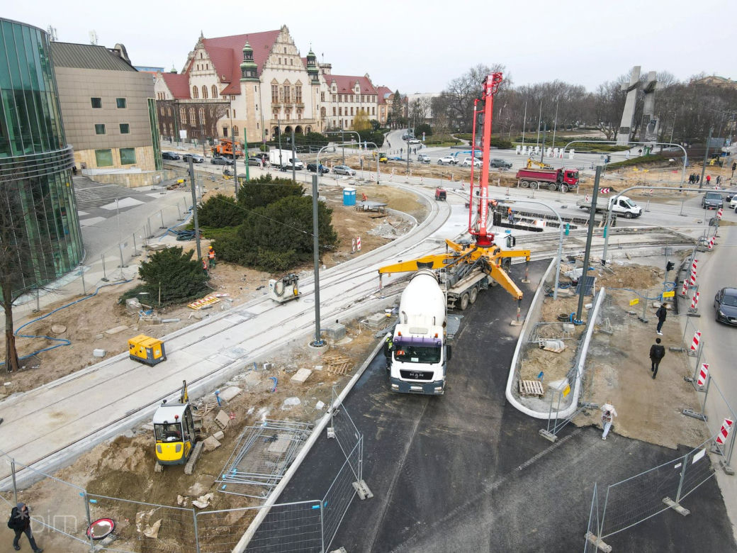 Na nowe torowisko na fragmencie ul. Św. Marcin oraz ul. Towarowej wjechał po raz pierwszy pojazd szynowy z taboru poznańskiego MPK
