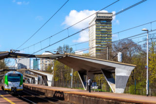 Blok Młotek na Smolnej 8 w Warszawie