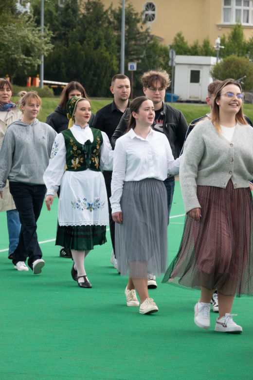 Na AWF-ie wspólnie zatańczyli poloneza