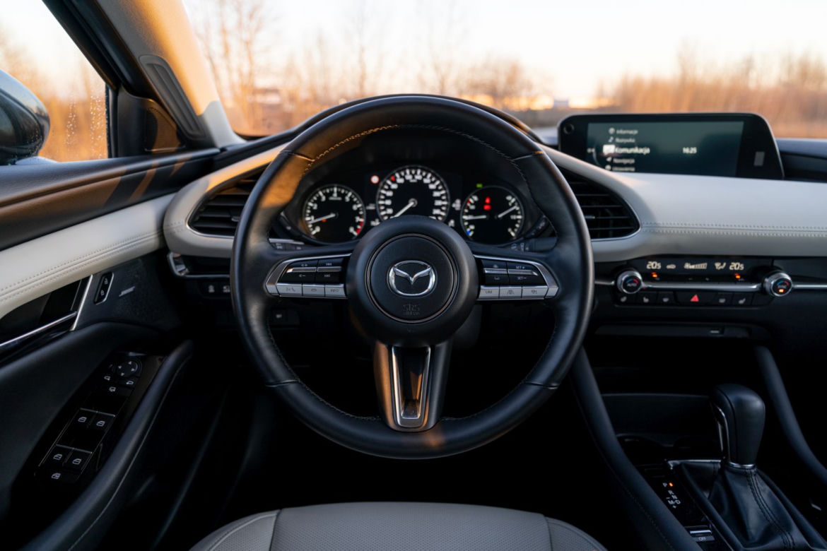 Mazda 3 Sedan Enso e-Skyactiv X