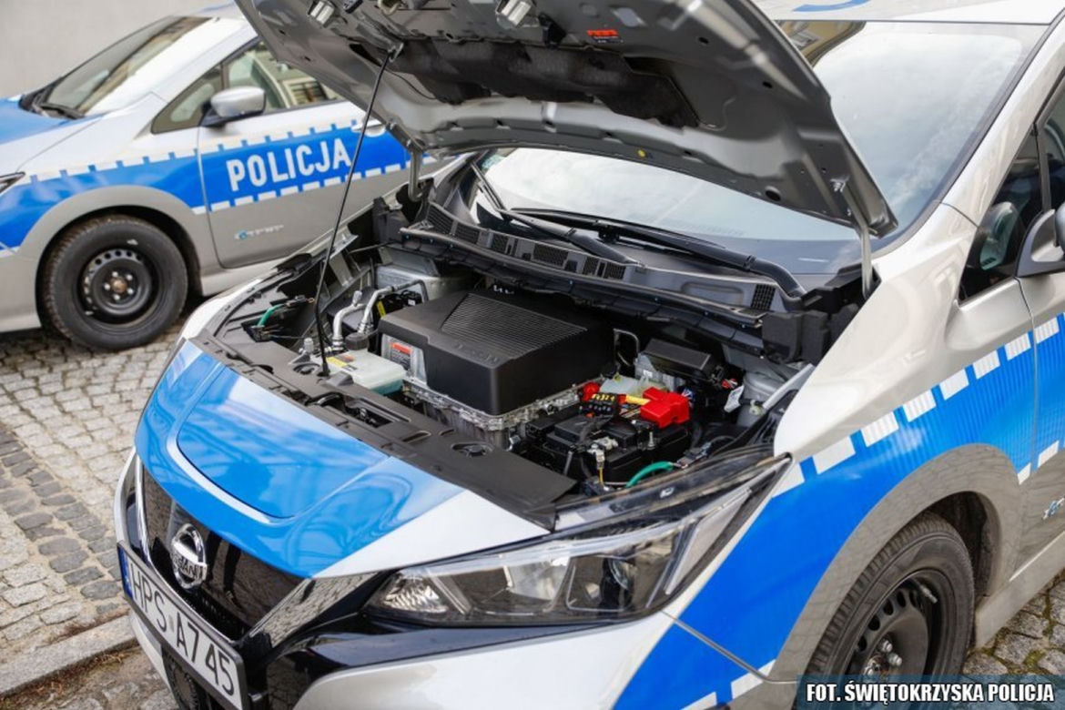 Kielecka policja odebrała 4 elektryczne radiowozy