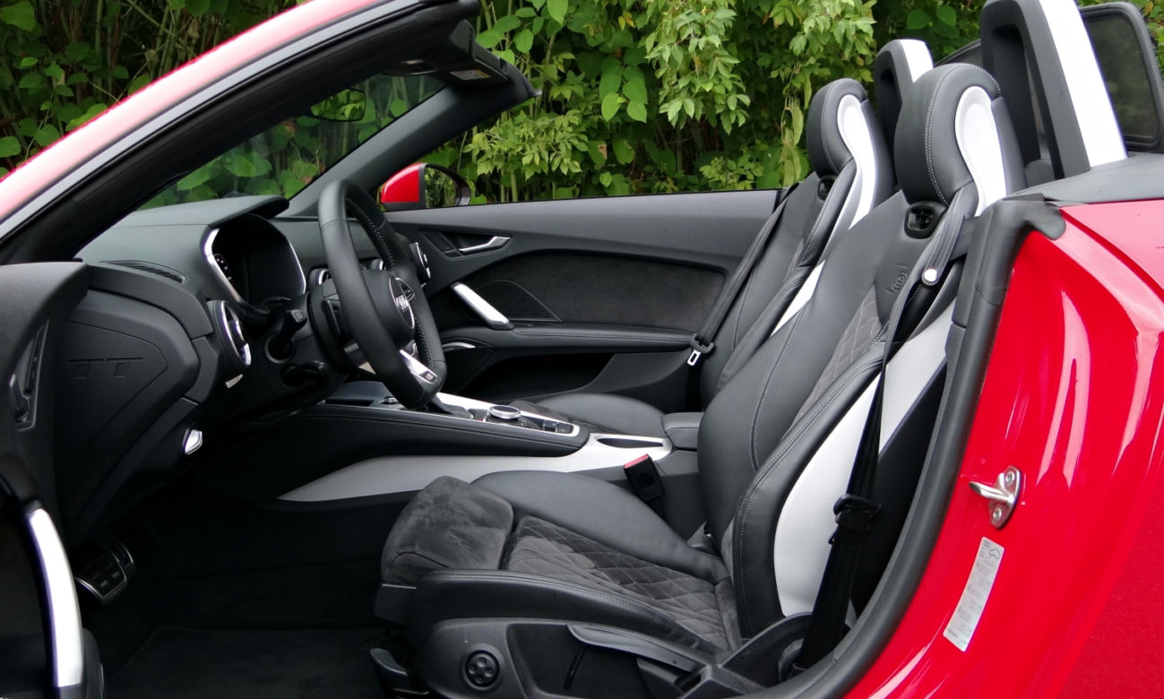 Audi TT Roadster 2.0 TFSI quattro S-tronic