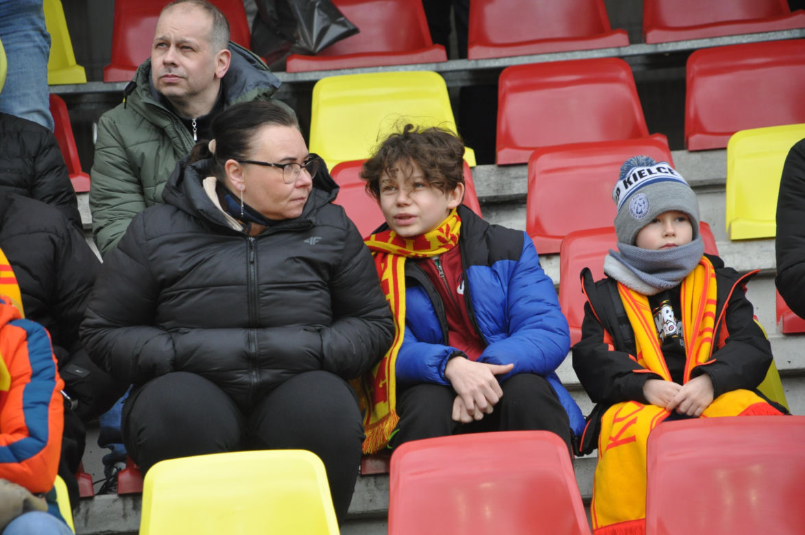 Korona Kielce - Pogoń Szczecin. Zobacz zdjęcia z trybun Suzuki Areny
