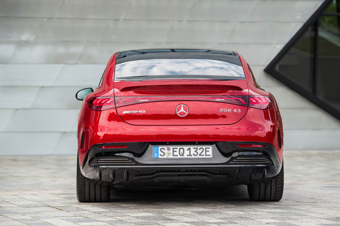 Mercedes-AMG EQE 43 (2022)