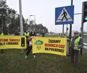 Mają dość korków, chcą buspas. W godzinach szczytu protestowali na pasach