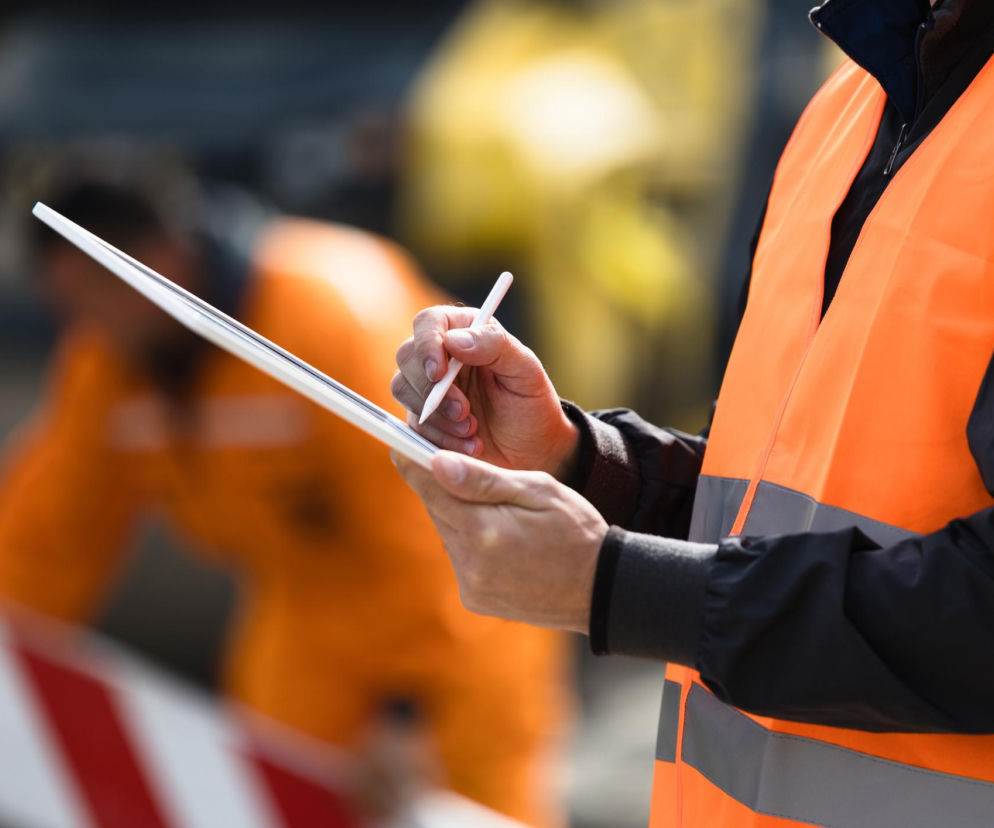 Elektroniczny Dziennik Budowy – wady, zalety i koszty. Kompletny przewodnik