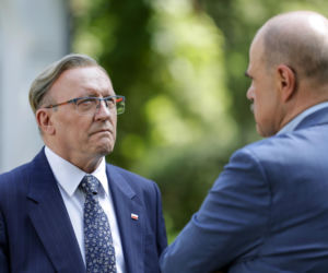 Na zdjęciach z planu Rancza zabrakło Olbrychskiego! Za to Lucy kwitnie, a Żak z Barcisiem stają w szranki