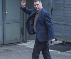 Przemysław Czarnek był królem parkietu we włoskim hotelu. Tam poznał piękną małżonkę [ZDJĘCIA]