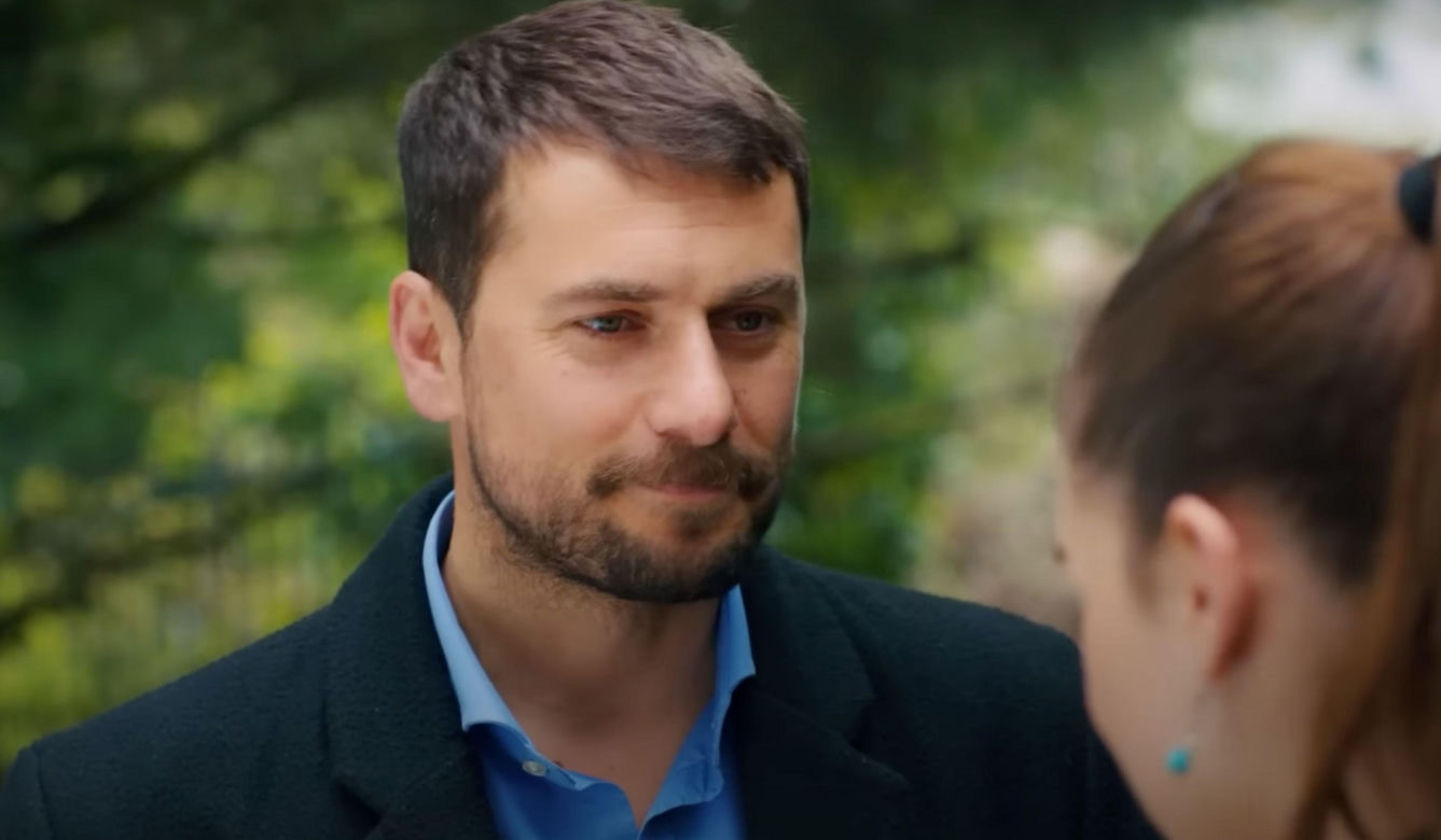 Ege będzie opiekował się Zeynep, a Bulent zacznie podejrzewać, że coś ich łączy.