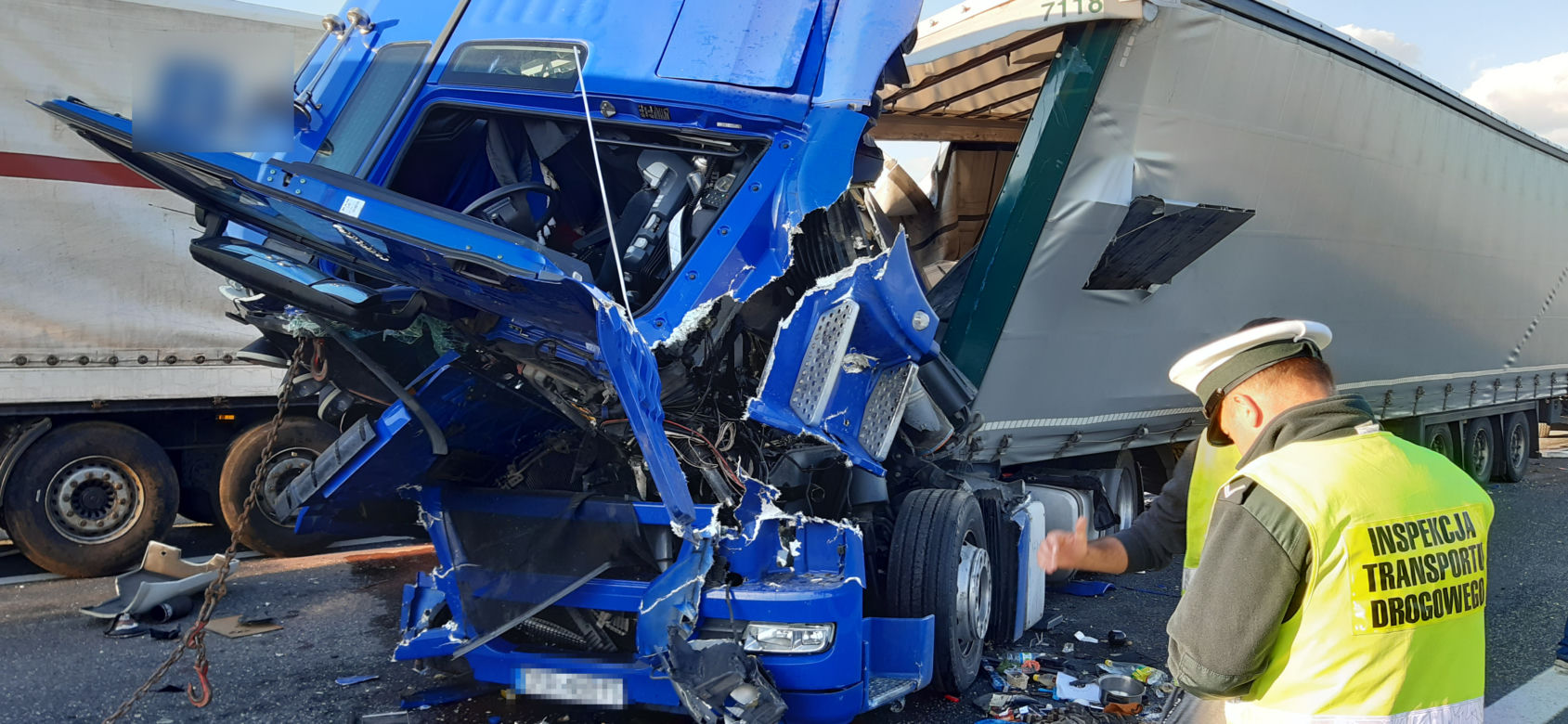 Wypadek ciężarówek na A4