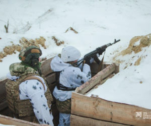 Cztery lata pełnoskalowej wojny na Ukrainie. Dr Kozubel: „Bolesny kompromis będzie końcem kariery politycznej Zełenskiego”