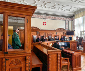 Zatłukł ukochaną i ogolił na łyso. Nie przyznaje się. bo ma słabą pamięć