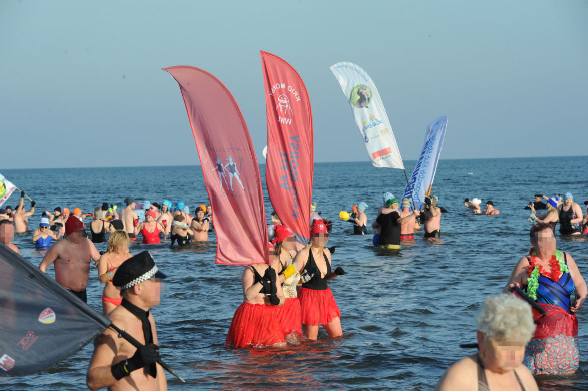 Jak zacząć przygodę z morsowaniem? Dowiesz się z książki!