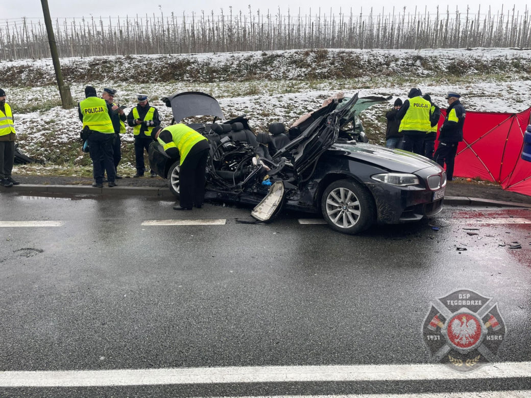 Potworny wypadek w Tęgoborzu. Nie żyje 30-letni mężczyzna