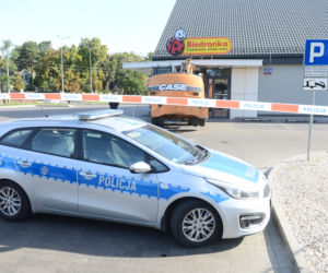Koparka w Biedronce