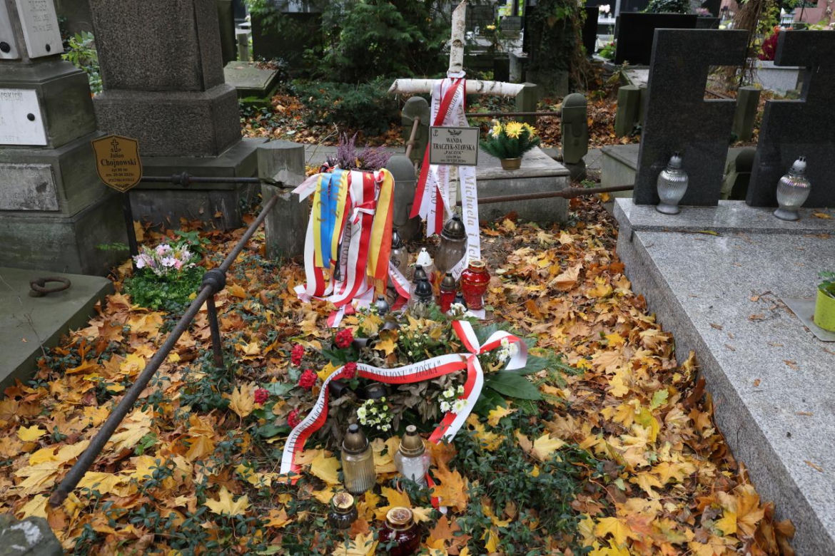 Skromniutki grób bohaterki. Wanda Traczyk-Stawska dostała muzeum, a mogiła czeka