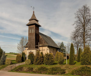 To jedno z najpiękniejszych miast Małopolski. W średniowieczu było wsią, w której mieszkali zakonnicy z Jerozolimy