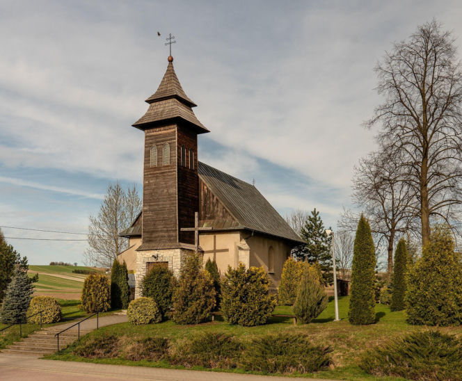 To jedno z najpiękniejszych miast Małopolski. W średniowieczu było wsią, w której mieszkali zakonnicy z Jerozolimy