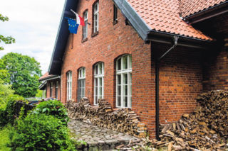 Dom w poniemieckiej szkole na Mazurach