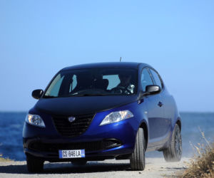 Lancia Ypsilon MOMODESIGN