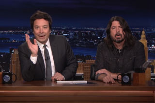 Dave Grohl zadedykował dowcip Rickowi Astleyowi. Reakcja bezcenna