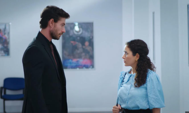 Dziedzictwo, odcinek 891: Nana i Nazli uciekają z rąk Trucizny, a Ayse traci przytomność po przyjęciu niewłaściwych leków