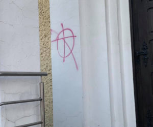 Opole: Kościół ZAATAKOWANY! WON! 666 [ZDJĘCIA]