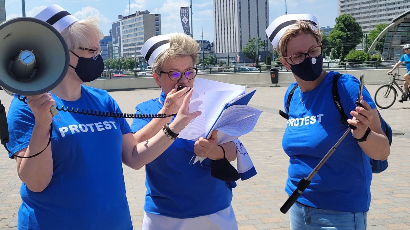 Strajk ostrzegawczy pielęgniarek i położnych