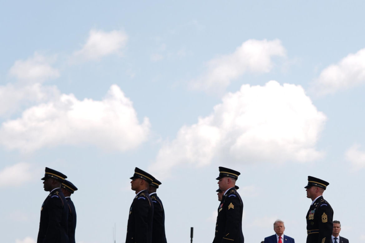 Donald Trump żegnał poległych żołnierzy. Padły poruszające słowa do ich rodzin