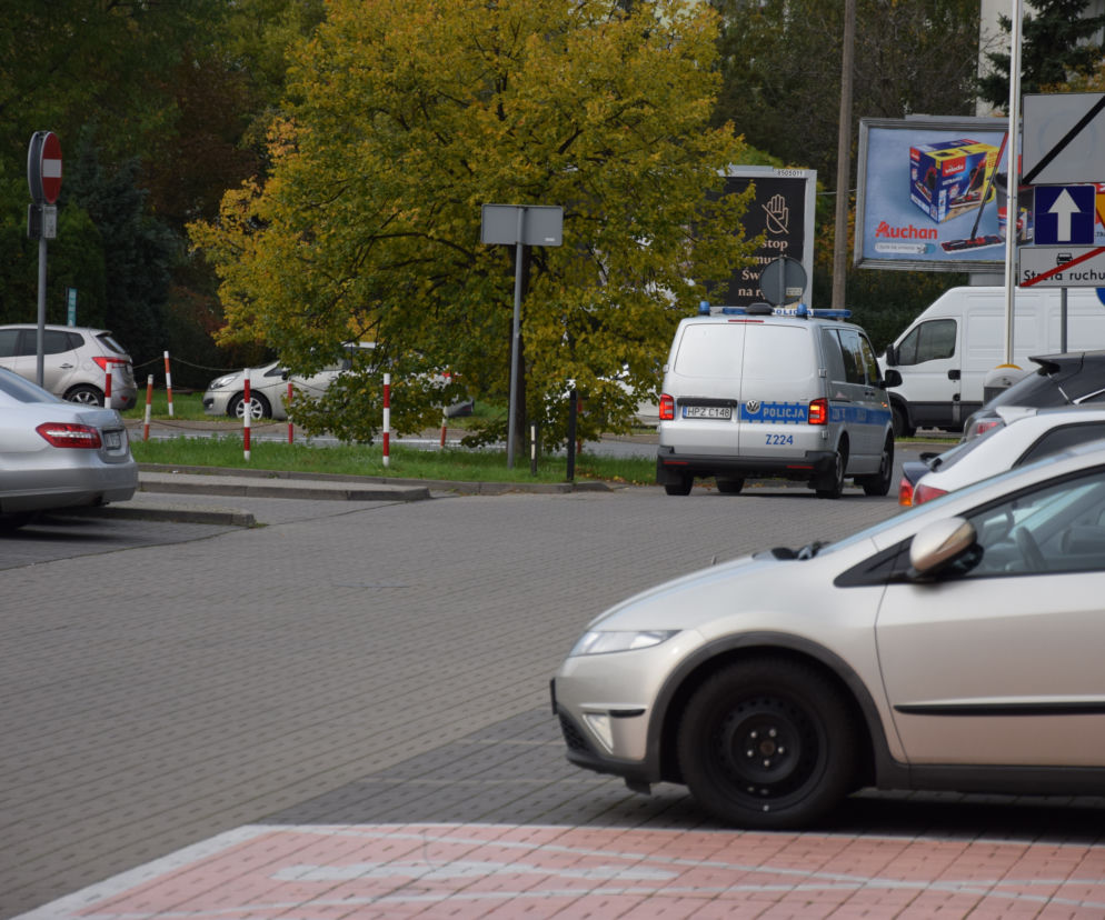 Kolejki na test na COVID-19. Dramat pacjentów 