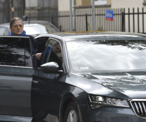 Pawłowicz modli się z ochroniarzem
