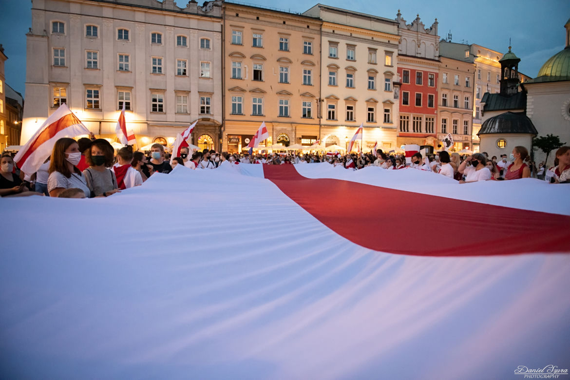 Marsz solidarności z Białorusinami w Krakowie