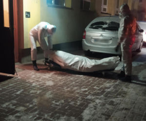 Tragedia w Siedlcach. Matka i dwóch synów umierali jedno po drugim.