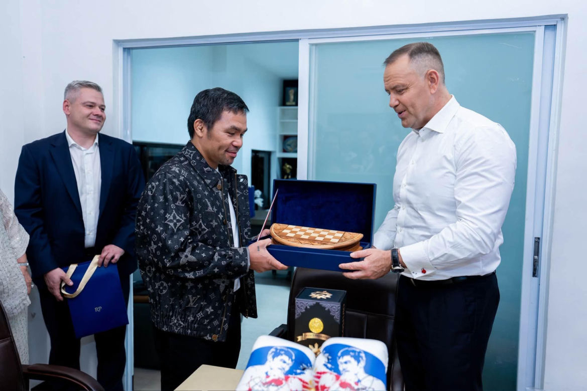Karol Nawrocki i Manny Pacquiao