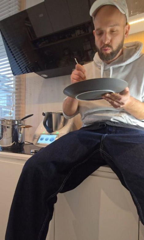Maciej Pela