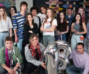 Barwy szczęścia, odcineBarwy szczęścia, odcinek 3283. Wiktor (Grzegorz Kestranek), Ewa (Gabriela Ziembicka), Witek (Witold Sosulski), Romeo (Jacek Tyszkiewicz), Ewelina (Amelia Listwoń)