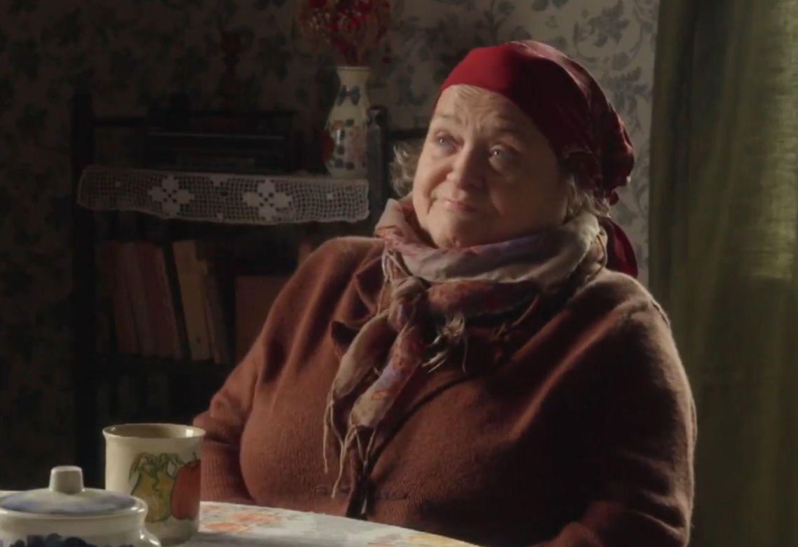 Babka i prababcia Lucy były rówieśniczkami? Coś tu się mocno nie zgadza