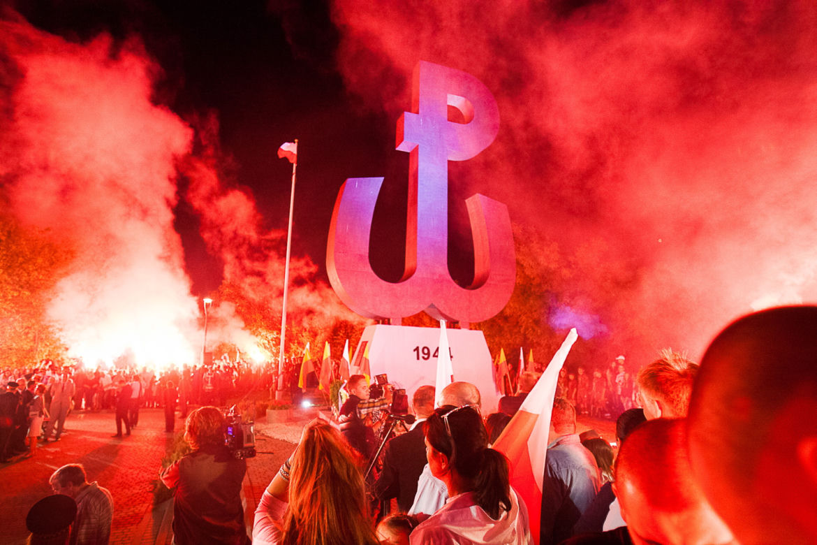 Walka o ogień na Kopcu Powstania. Czy iluminacja zastąpi ogień przez 63 dni obchodów