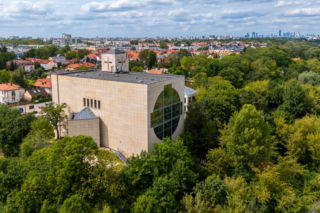 Kościół, stadion, teatr. Ambitny plan byłego kapelana polskiej reprezentacji wciąż czeka na ukończenie
