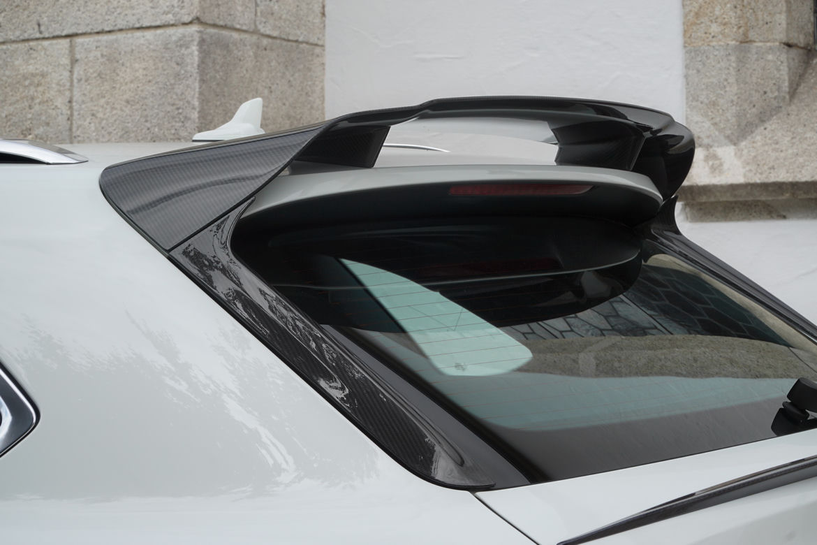 Mansory tuninguje Bentleya Bentaygę