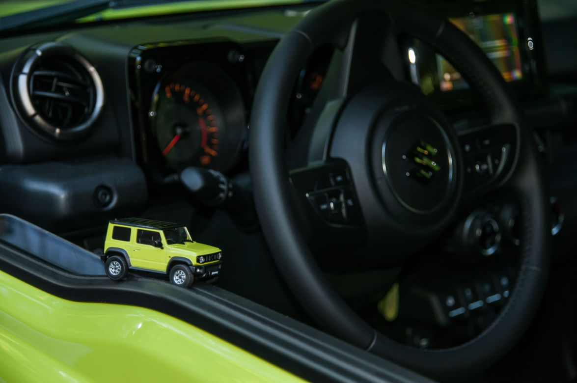 Suzuki Jimny 1.5 102 KM 4WD XLED
