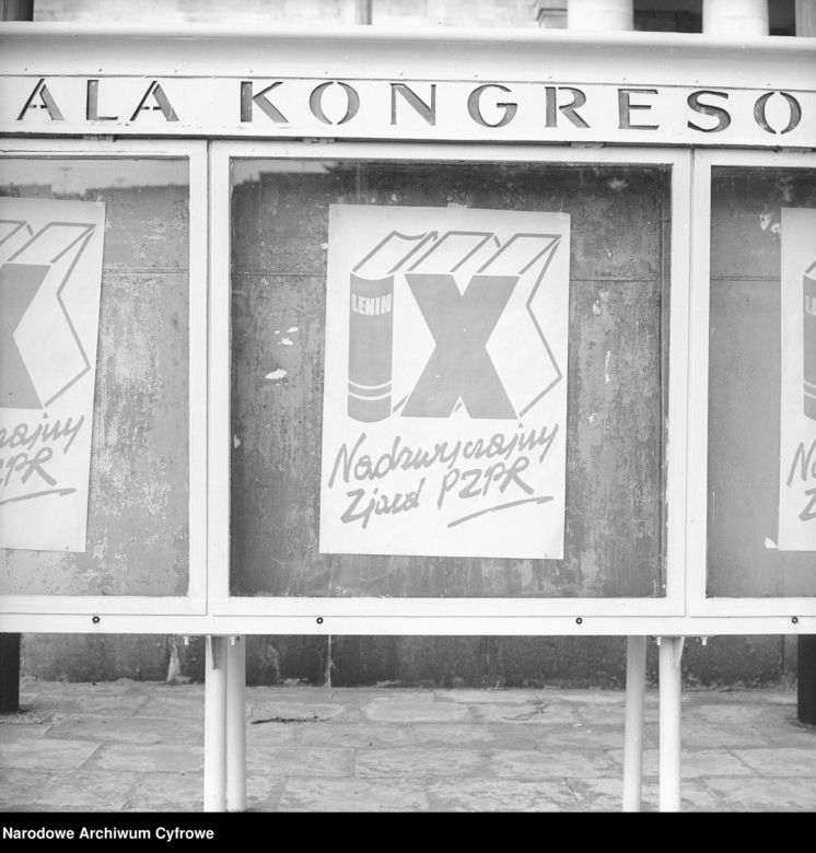 QUIZ PRL. Pałac Kultury i Nauki w Warszawie. Zmierz się z historią dziarskiego 70-latka? 