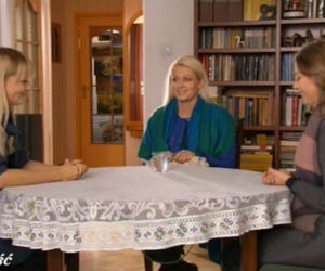 M jak miłość odc. 1198. Jola Lisiecka (Gabriela Oberbek), Marzenka (Olga Szomańska), Anna (Tamara Arciuch)