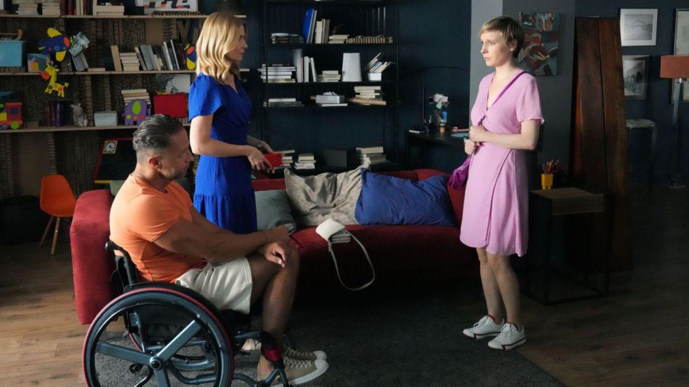 Barwy szczęścia odc. 3097. Sonia (Weronika Nockowska), Dominika (Karolina Chapko), Sebastian (Marek Krupski)
