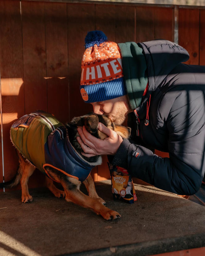 Radio ESKA z pomocą dla zwierząt! Nasza ekipa wsparła schronisko Celestyniaki