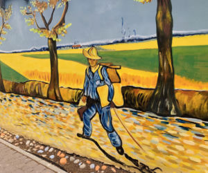Kolorowe domy inspirowane twórczością Vincenta van Gogha zamieniły wieś liczącą zaledwie stu mieszkańców w prawdziwą atrakcję turystyczną