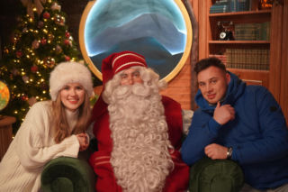 Elfy, nietypowe dania i poznanie Świętego Mikołaja. Dziennikarze Radia VOX FM podbijają Rovaniemi! 