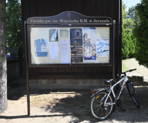 Tak zmienił się kościół z kultowego Rancza. Aktorzy zbierali na remont
