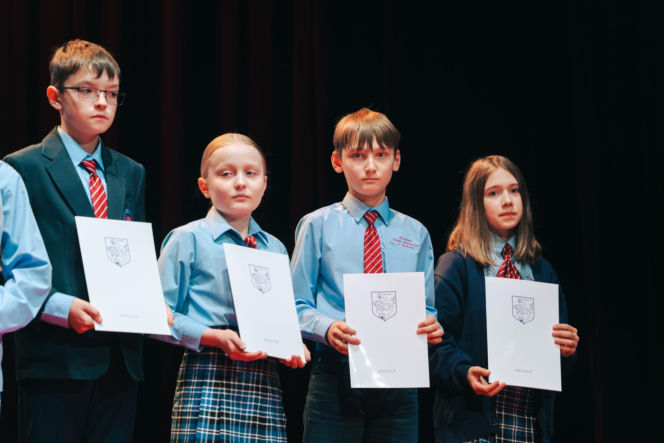 Najzdolniejsi uczniowie odebrali stypendia Prezydenta Miasta Siedlce