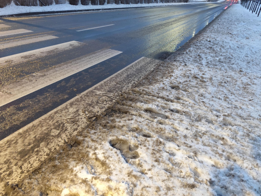 Śnieżna noc za nami. Czy zima zaskoczyła mieszkańców Poznania? 
